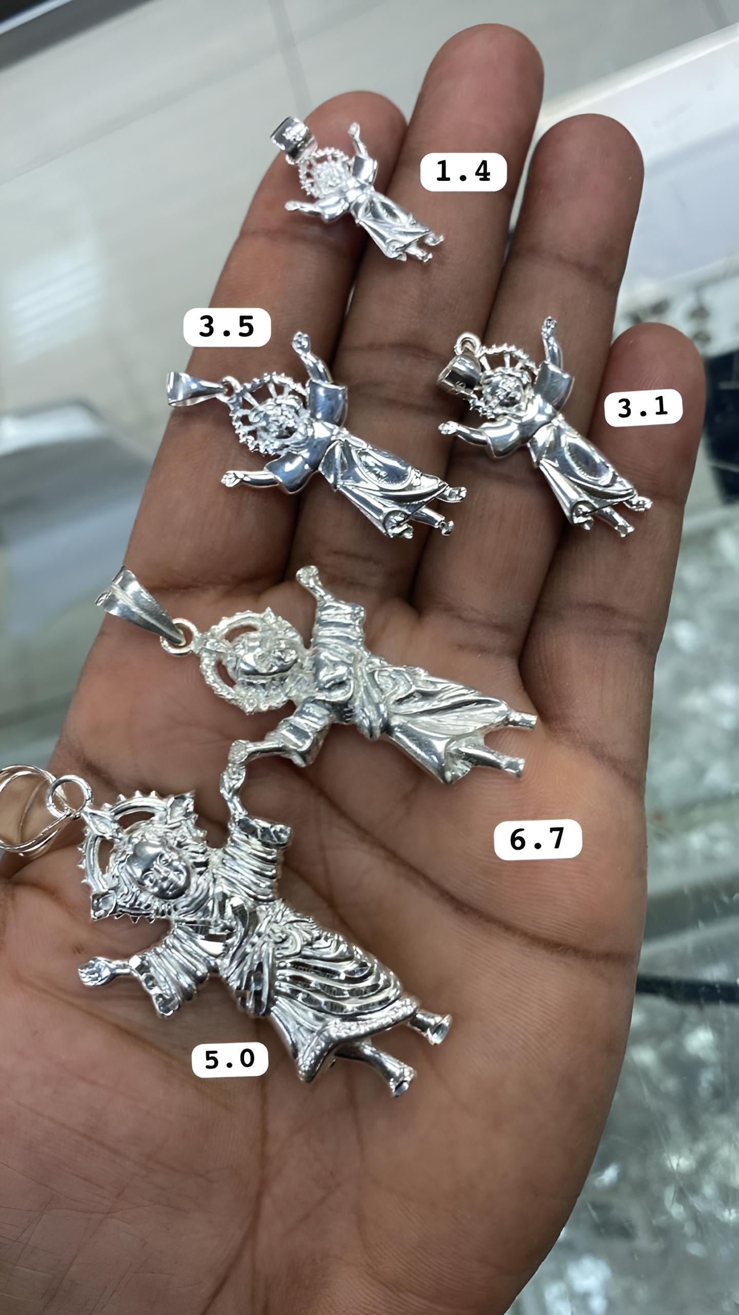 Dijes de plata