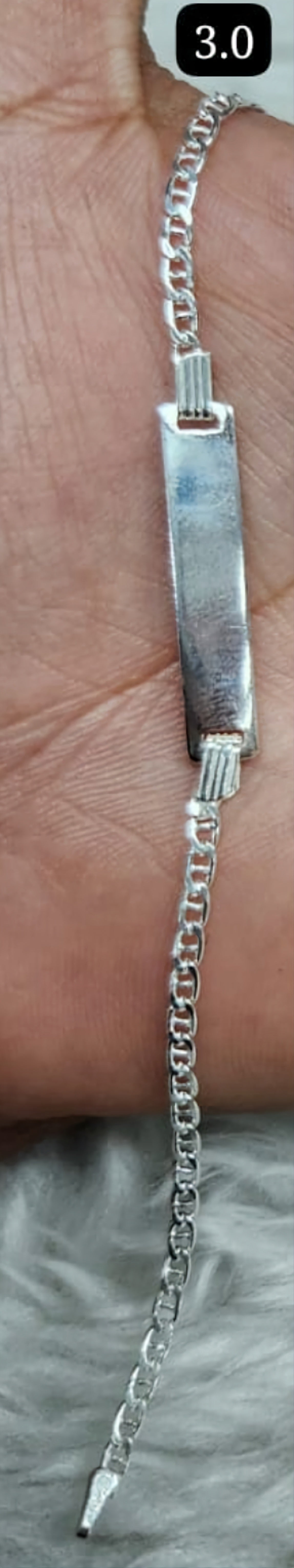 Guillos con placa personalizada plata