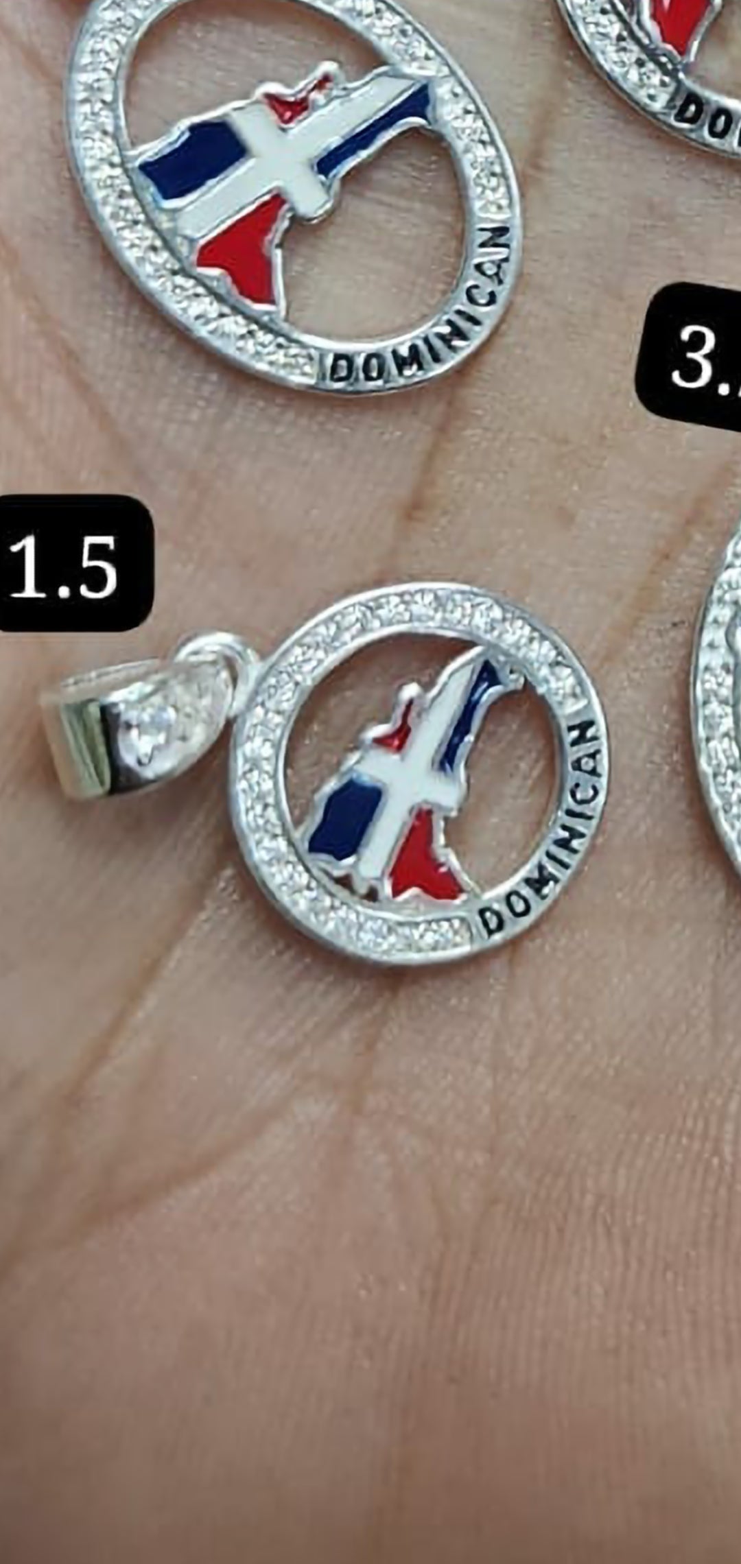 Dijes de plata