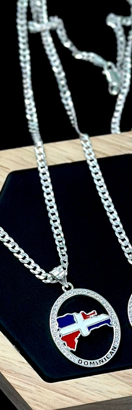 Cadena cubana de plata