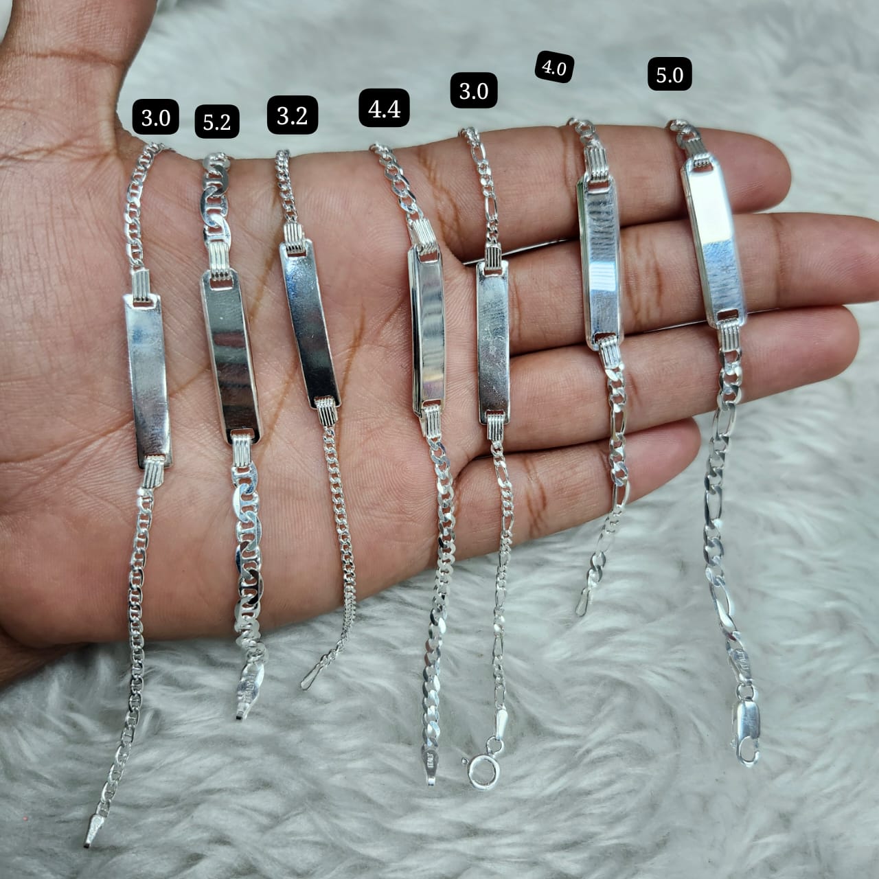 Guillos con placa personalizada plata