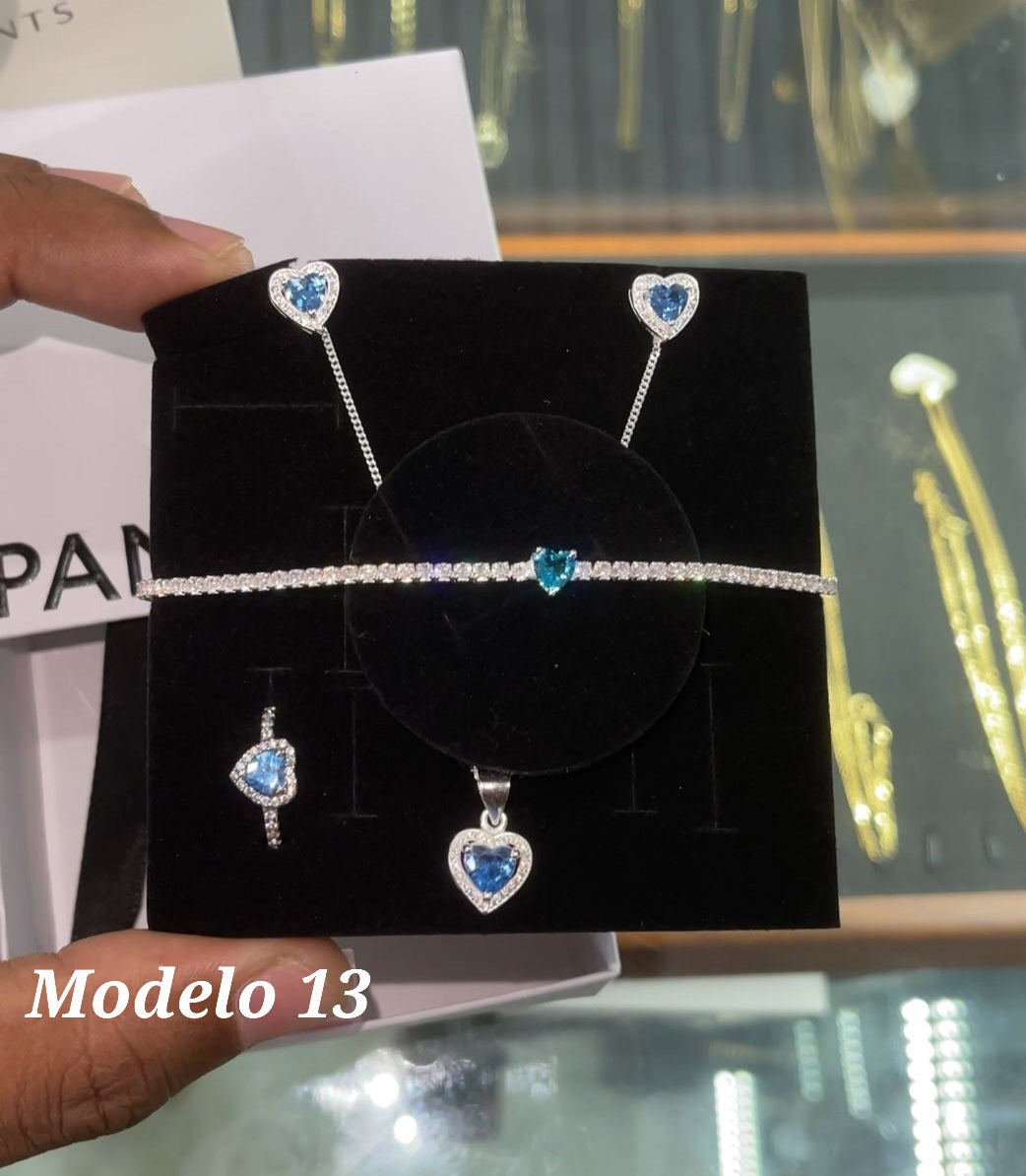 Sets azul claro de cadena, guillo, arete y anillo Modelo 13