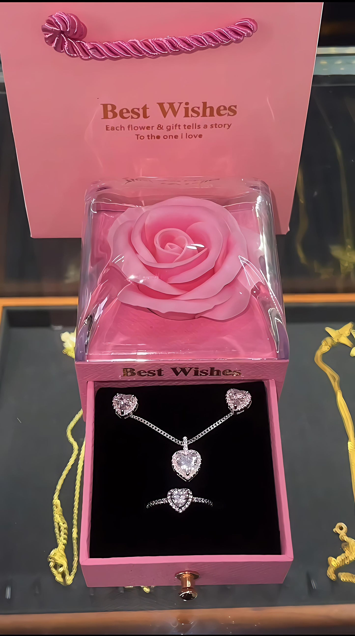 Sets blanco de cadena, arete y anillo