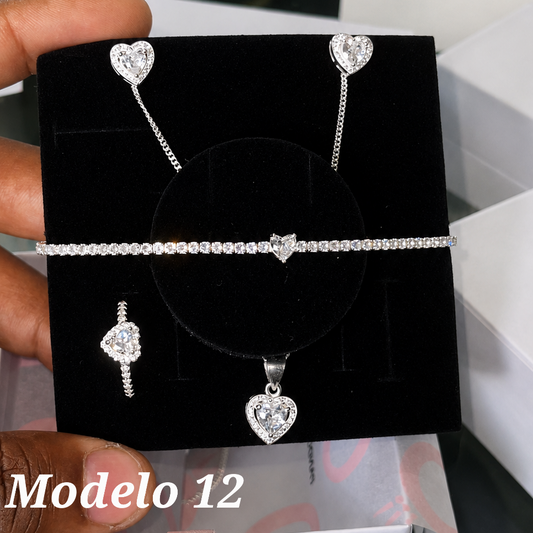 Sets blanco de cadena, guillo, arete y anillo Modelo 12