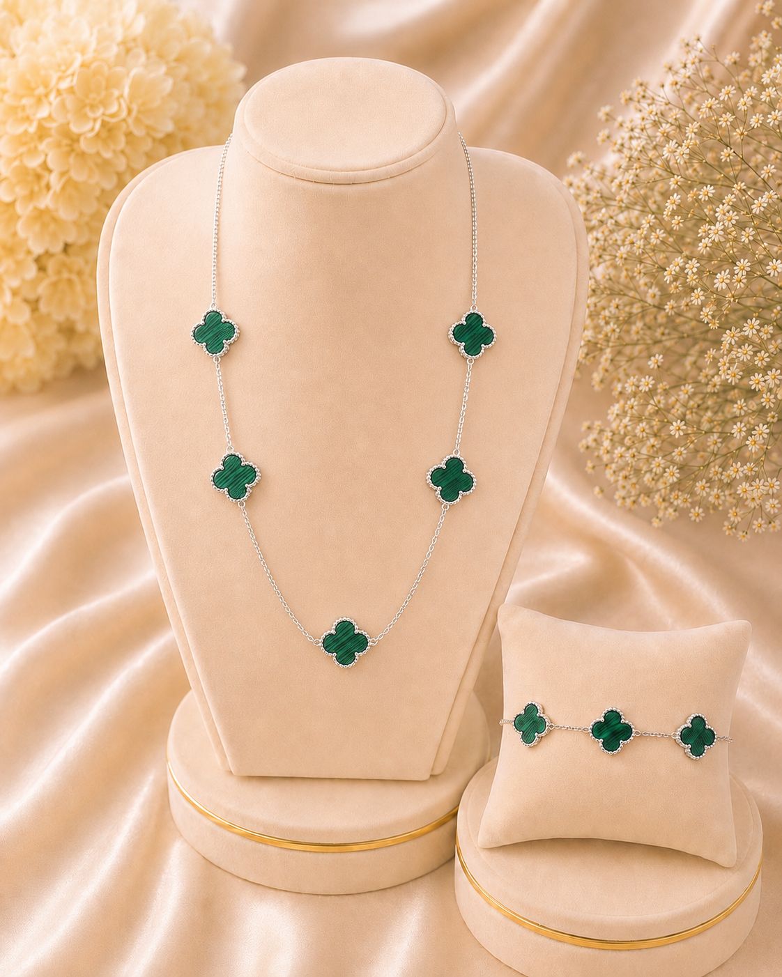 Conjunto de trebol plata